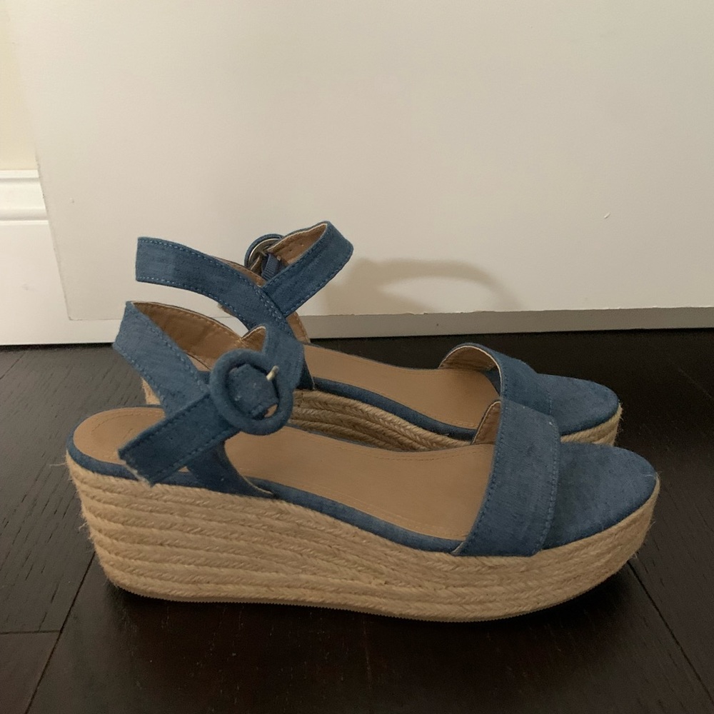 Loft jean wedges size 8